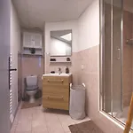Nouveau A 5 Minutes De La *