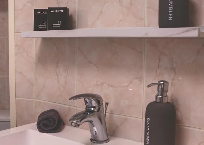 Nouveau A 5 Minutes De La Daire Nice